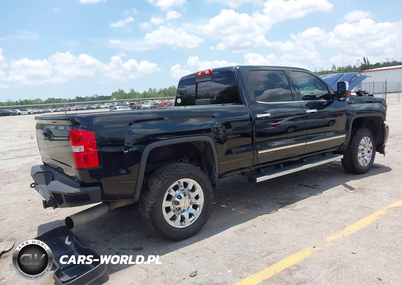 2019 GMC Sierra 2500Hd Denali VIN:1GT12SEY1KF272825 - 4