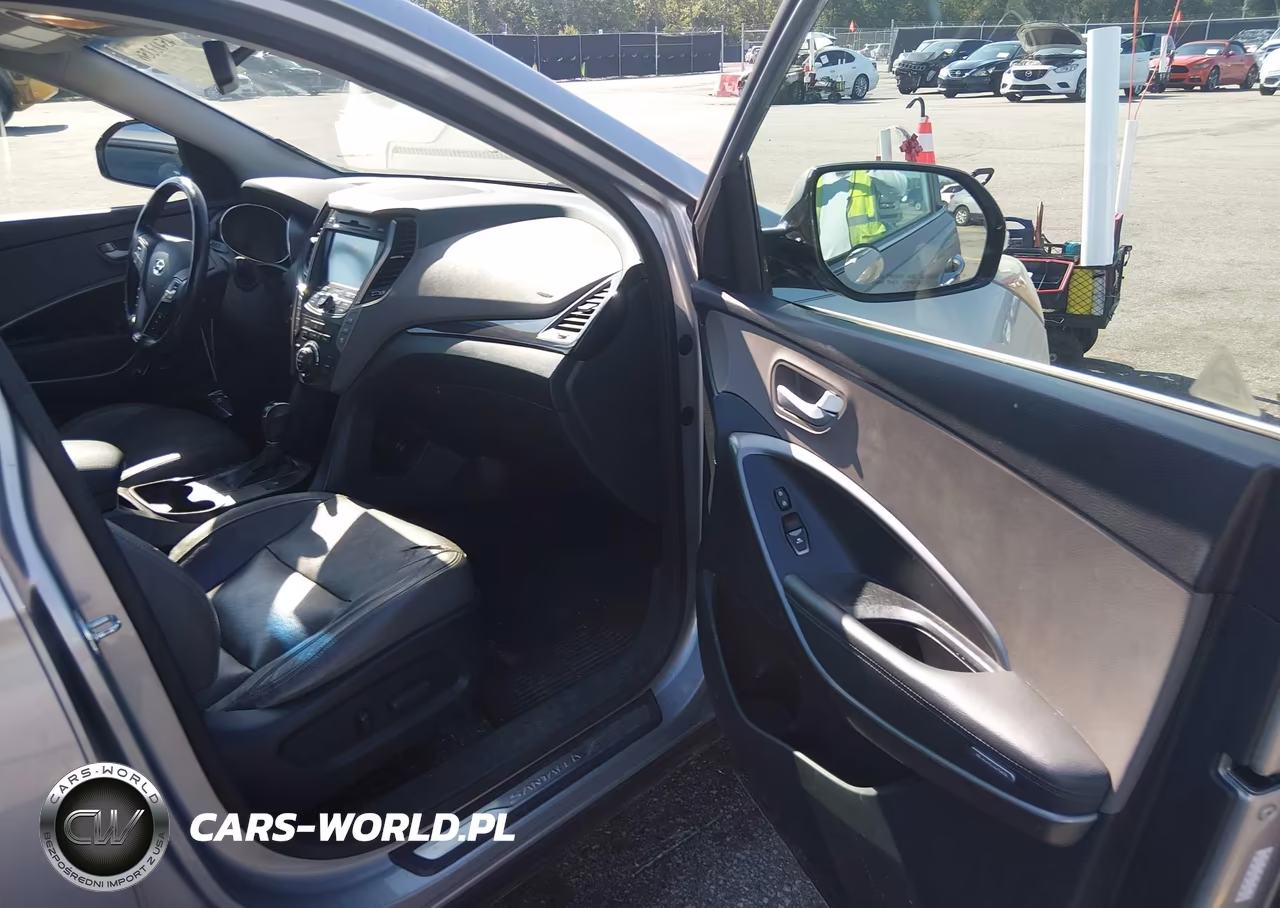2016 Hyundai Santa Fe Se VIN:KM8SR4HFXGU134348 - 5
