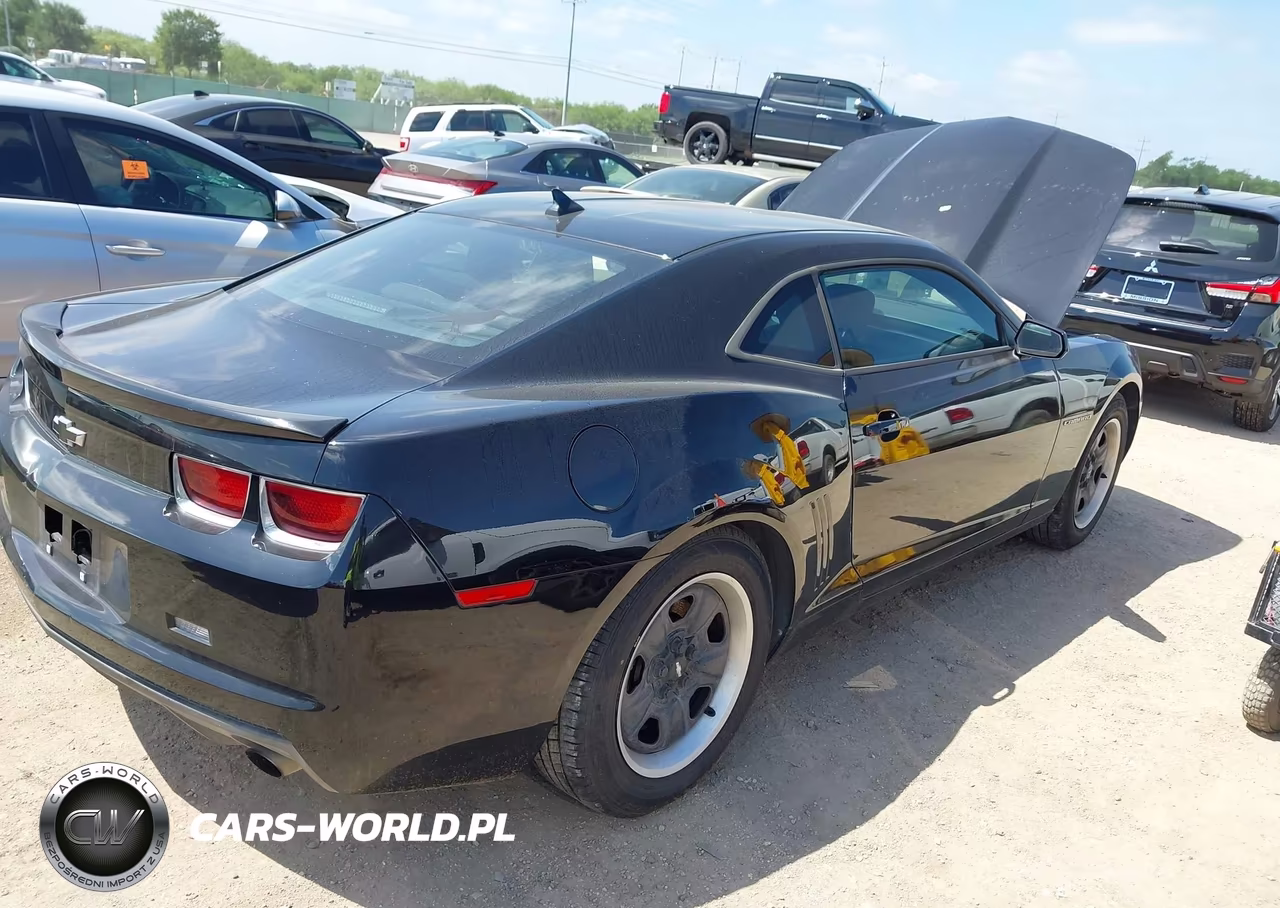 2013 Chevrolet Camaro 1Ls VIN:2G1FE1E31D9199228 - 4