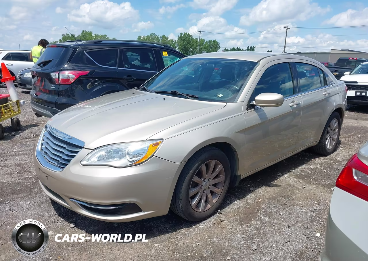 2014 Chrysler 200 Touring VIN:1C3CCBBG9EN114152 - 2
