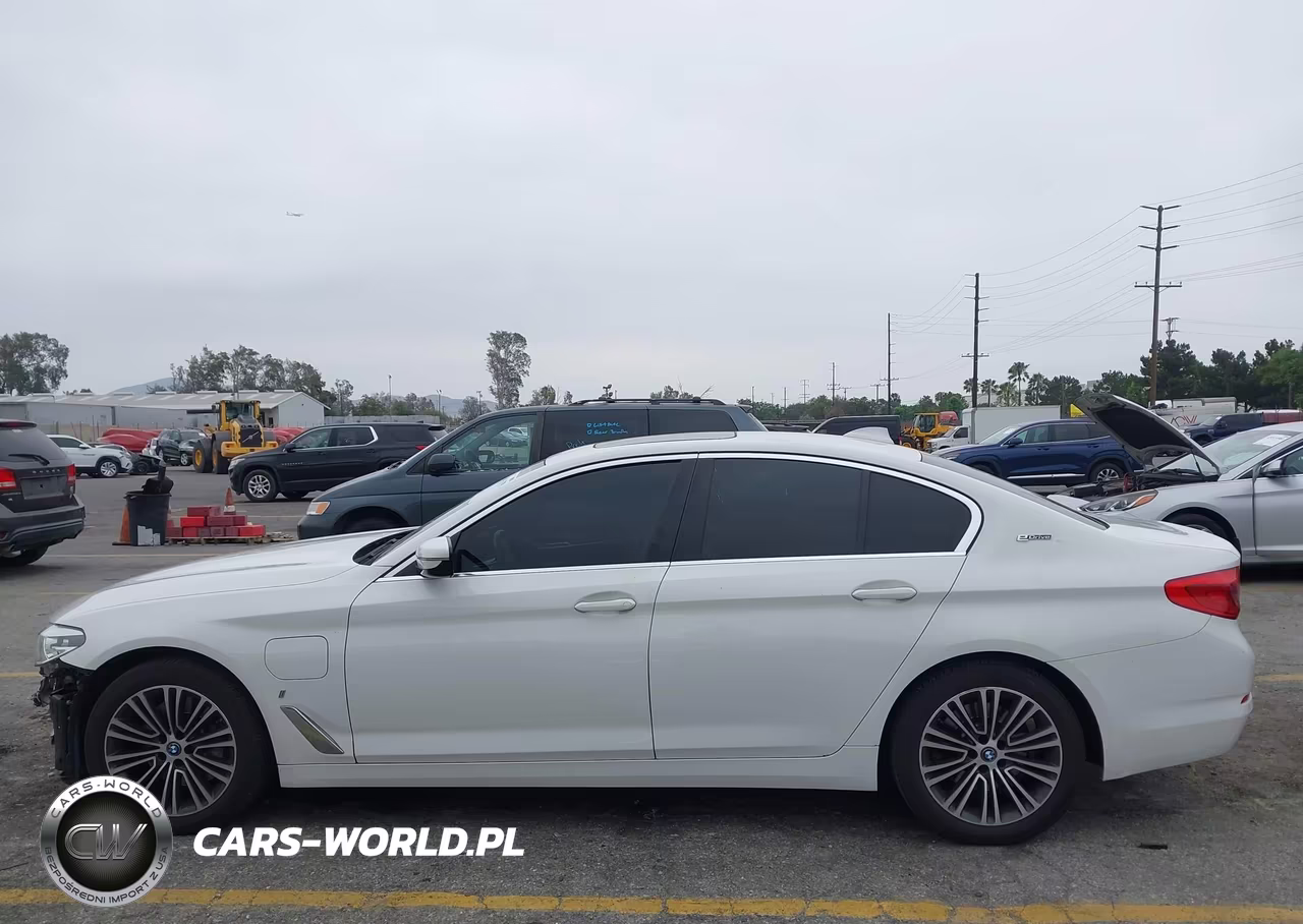 2019 BMW 530E Iperformance VIN:WBAJA9C55KB399781 - 15