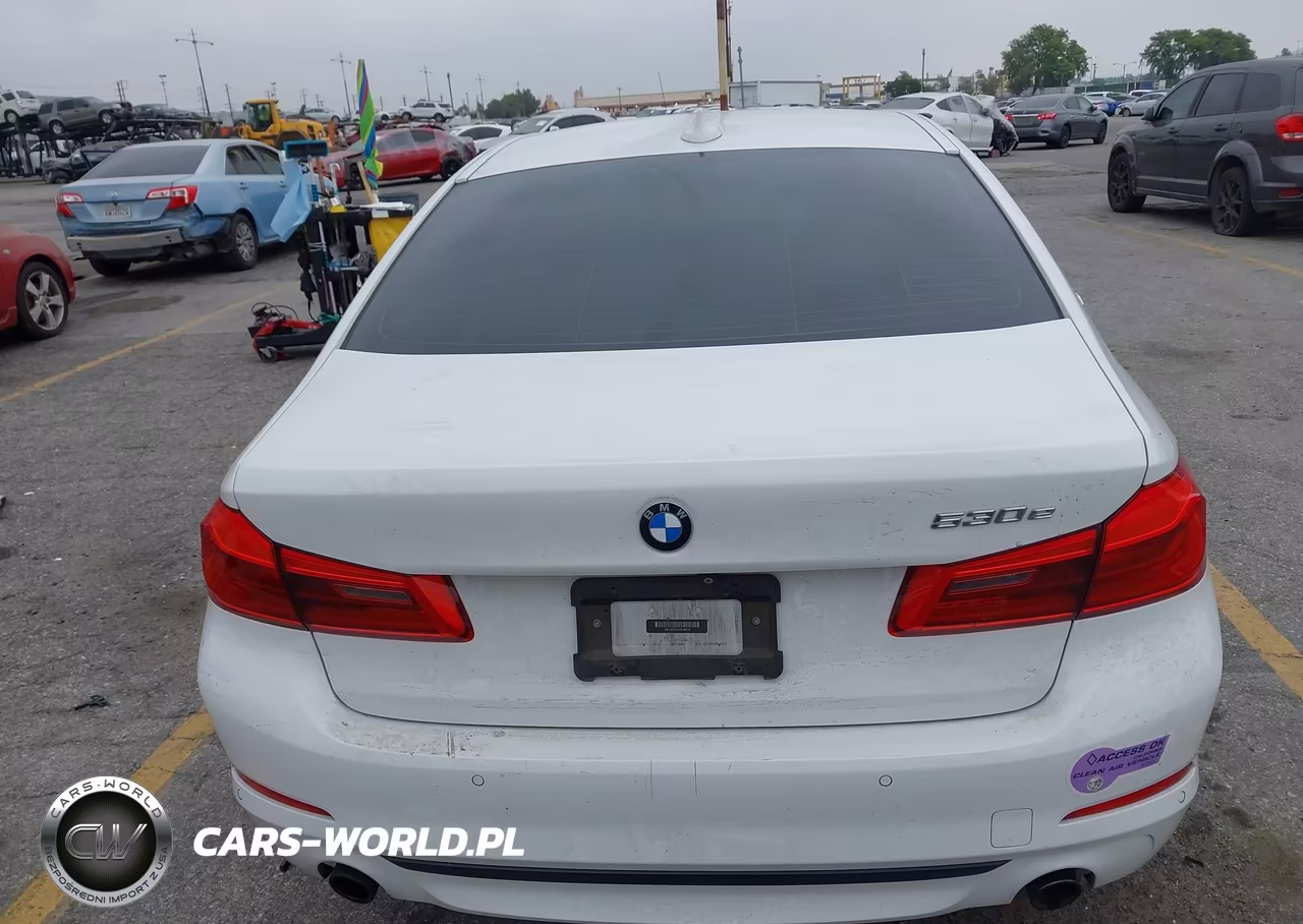 2019 BMW 530E Iperformance VIN:WBAJA9C55KB399781 - 17