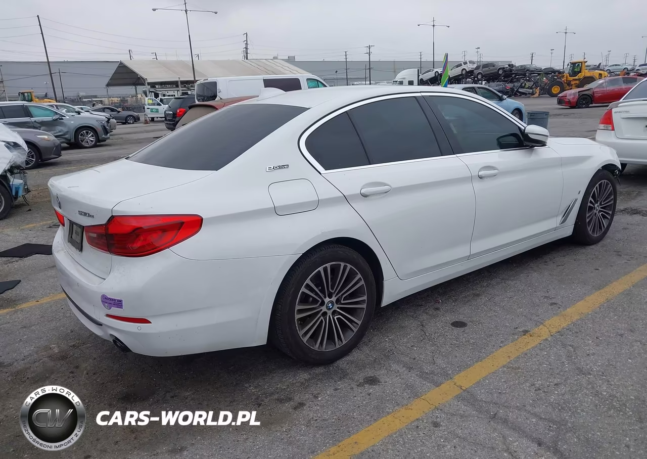 2019 BMW 530E Iperformance VIN:WBAJA9C55KB399781 - 4