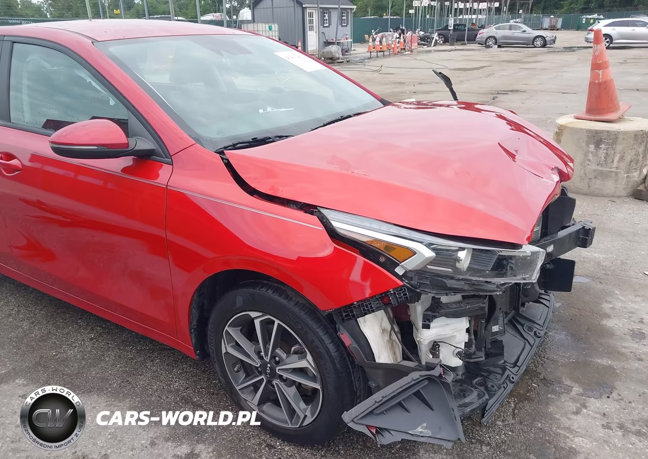 2023 Kia Forte Lxs VIN:3KPF24AD0PE592935 - 19
