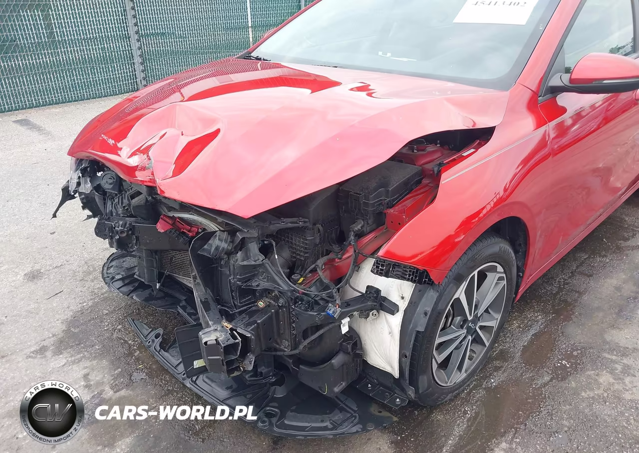 2023 Kia Forte Lxs VIN:3KPF24AD0PE592935 - 6