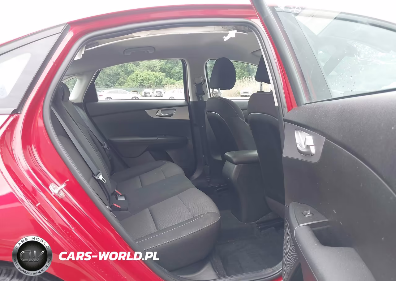 2023 Kia Forte Lxs VIN:3KPF24AD0PE592935 - 8