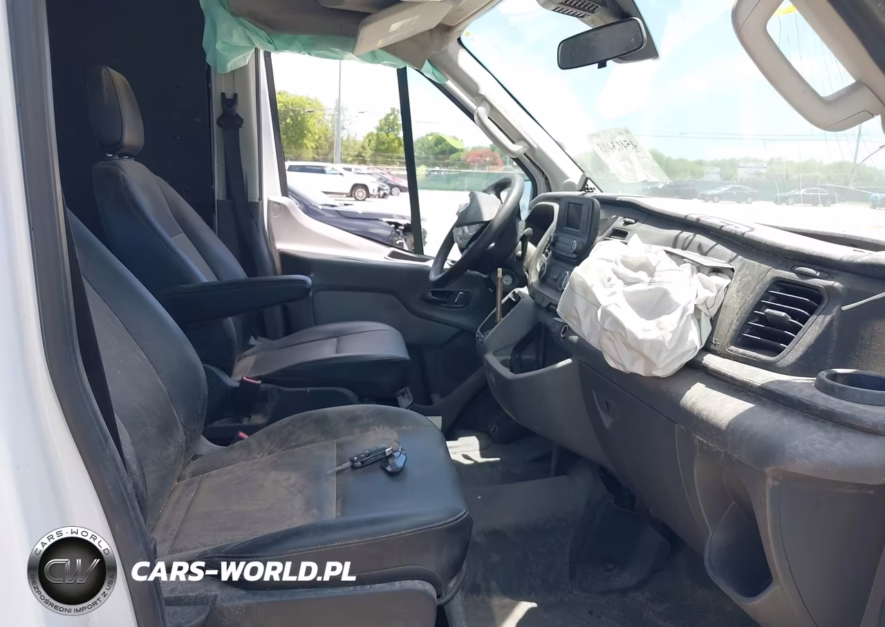 2023 Ford Transit-250 VIN:1FTBR2C82PKA11432 - 5