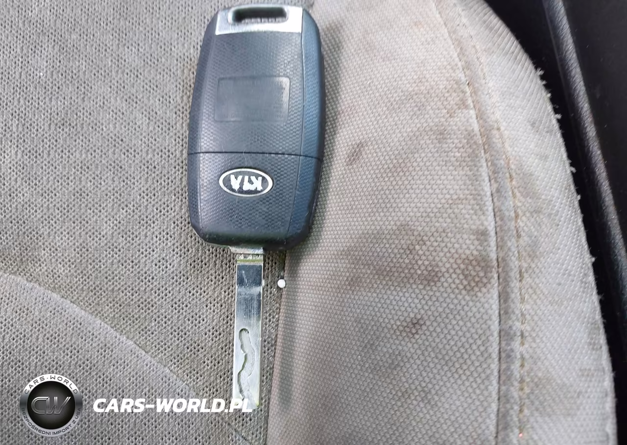 2016 Kia Optima Lx VIN:KNAGT4L36G5092261 - 11