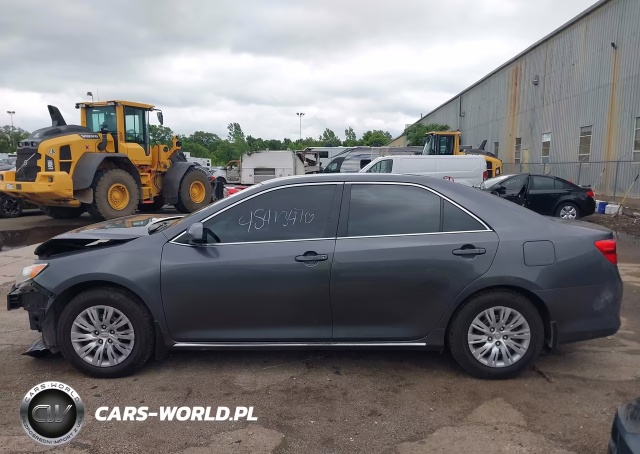 2013 Toyota Camry Le VIN:4T4BF1FKXDR285098 - 15