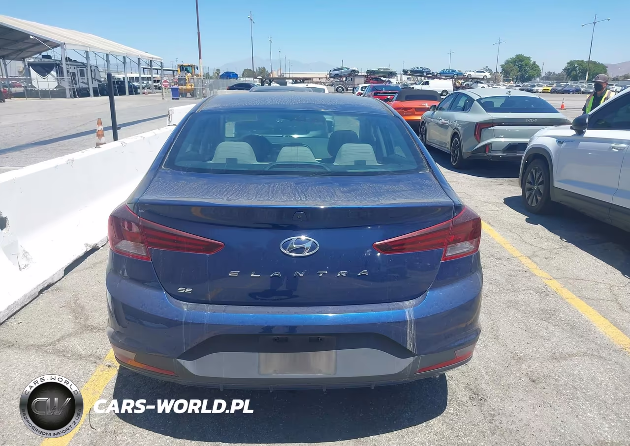2020 Hyundai Elantra Se VIN:5NPD74LFXLH615439 - 18