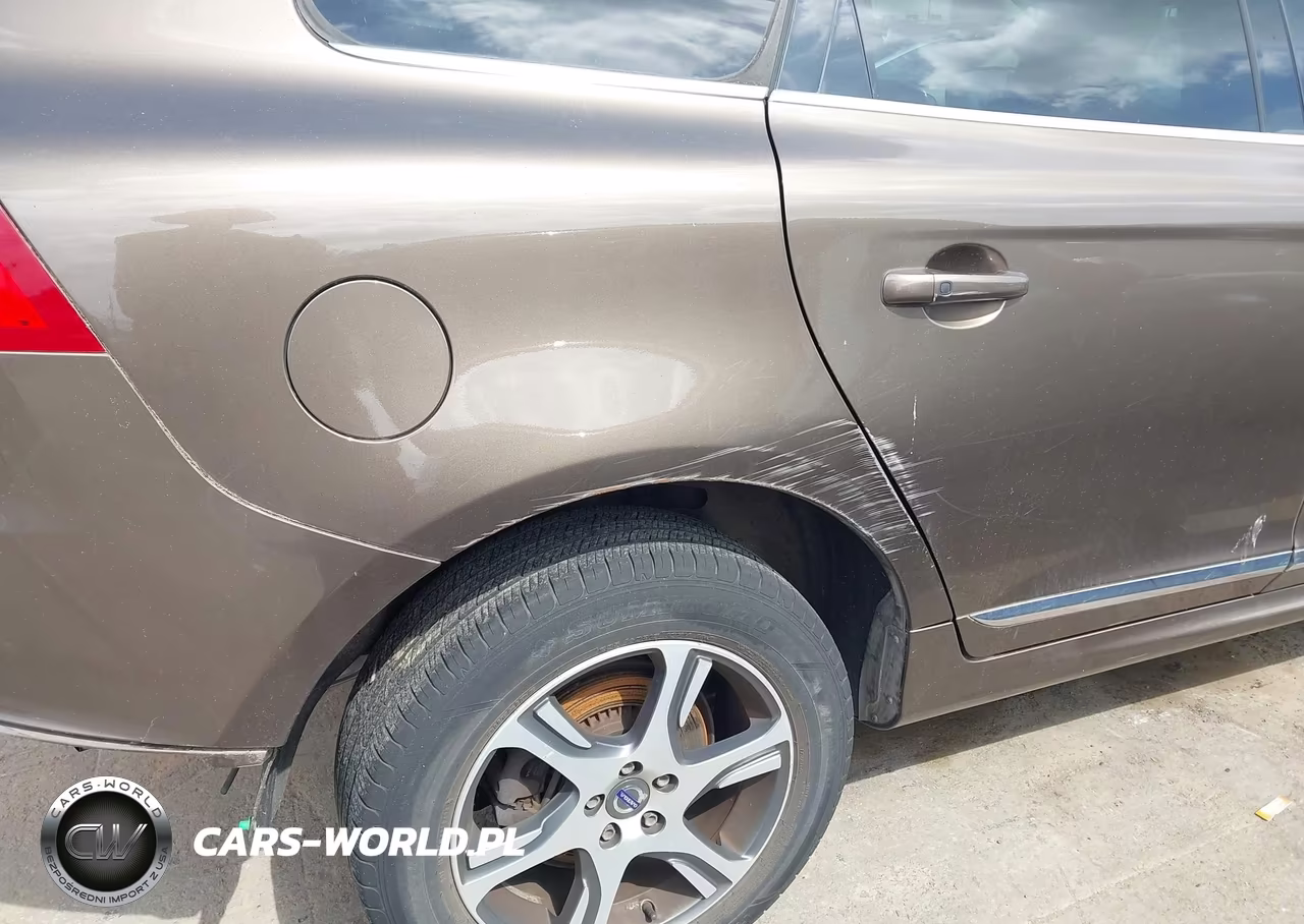 2015 Volvo Xc60 T6 VIN:YV4902RK0F2748717 - 13