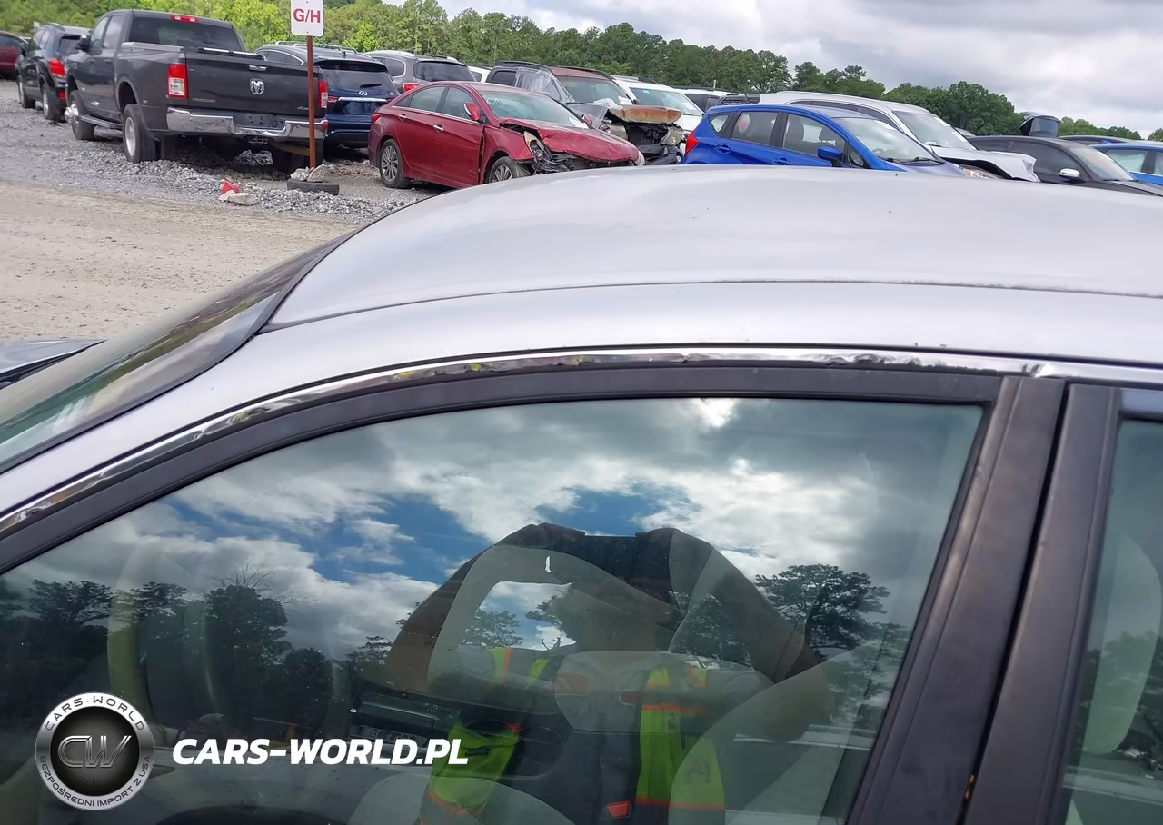 2001 Honda Accord 2.3 Lx VIN:1HGCG56481A057768 - 13