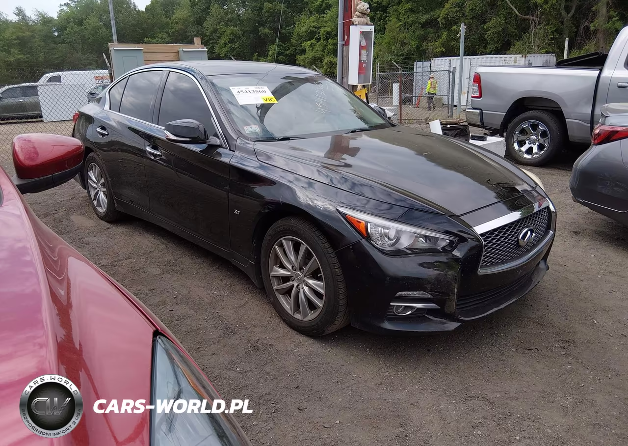 2015 Infiniti Q50 Premium