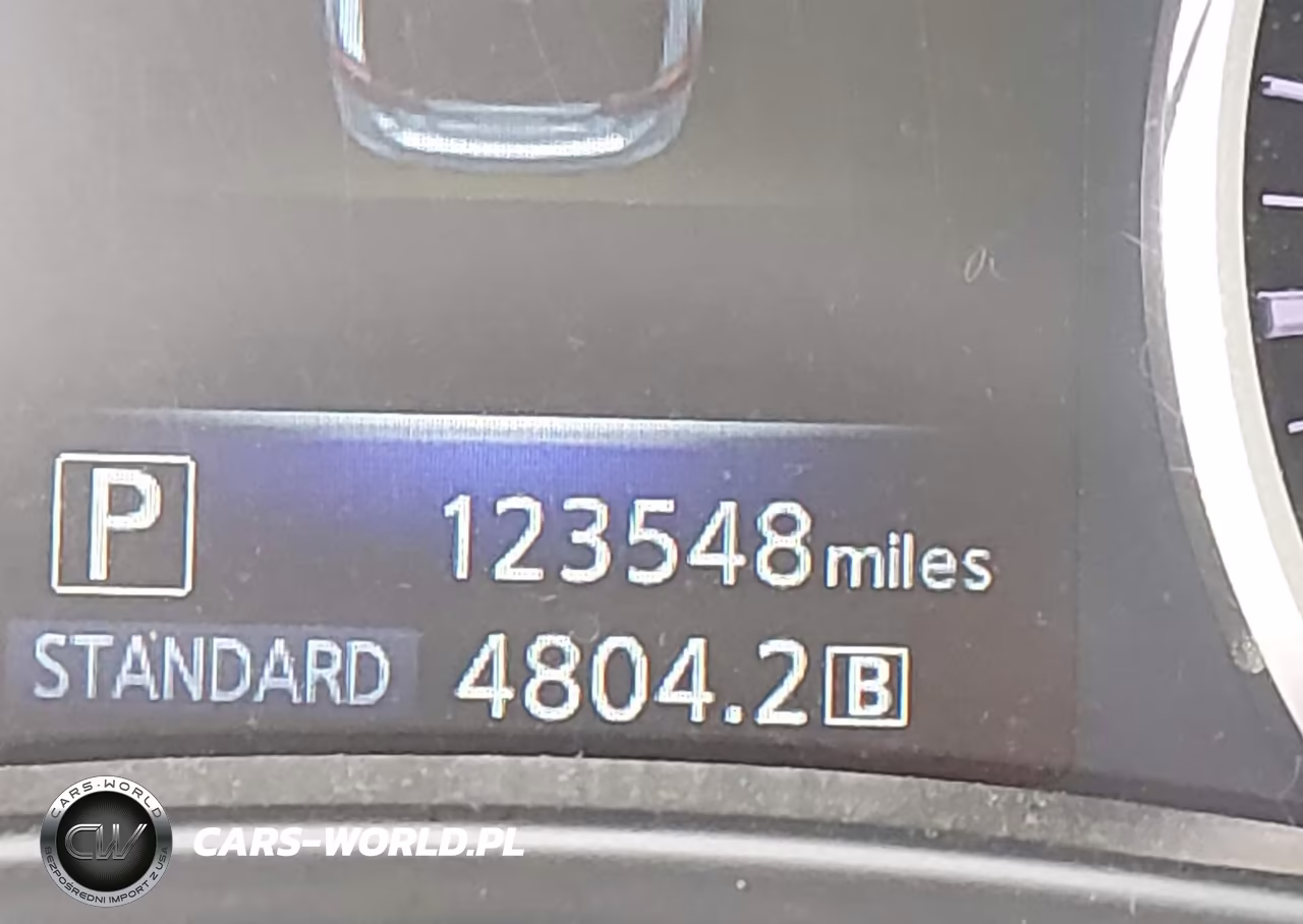 2015 Infiniti Q50 Premium VIN:JN1BV7ARXFM391839 - 15