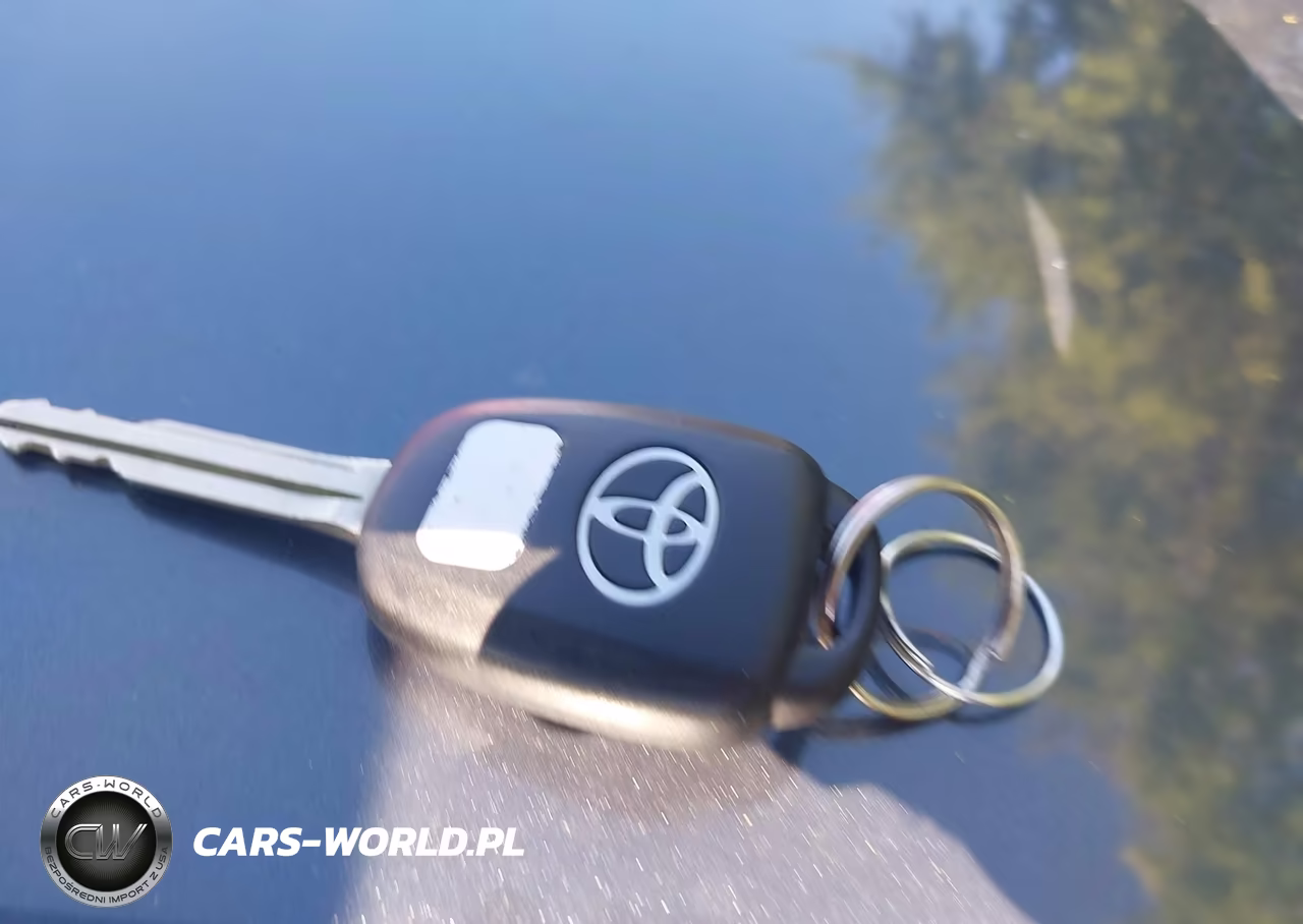 2014 Toyota Corolla Le VIN:5YFBURHE1EP010051 - 11
