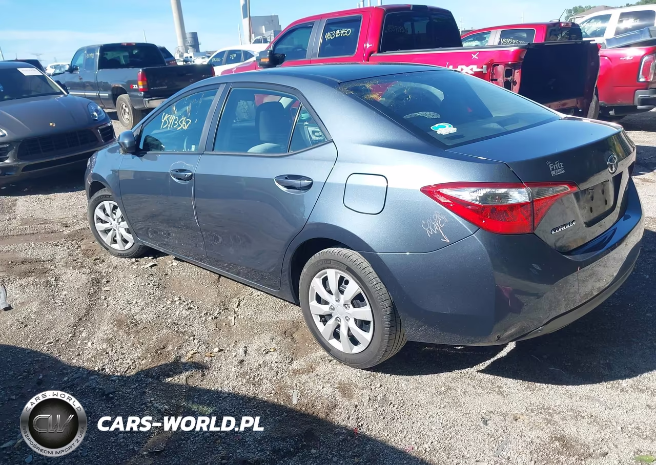 2014 Toyota Corolla Le VIN:5YFBURHE1EP010051 - 3