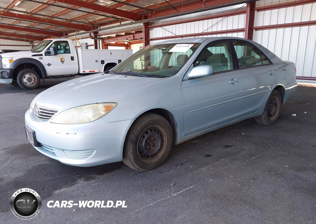 2006 Toyota Camry Le VIN:4T1BE32K16U704747 - 2