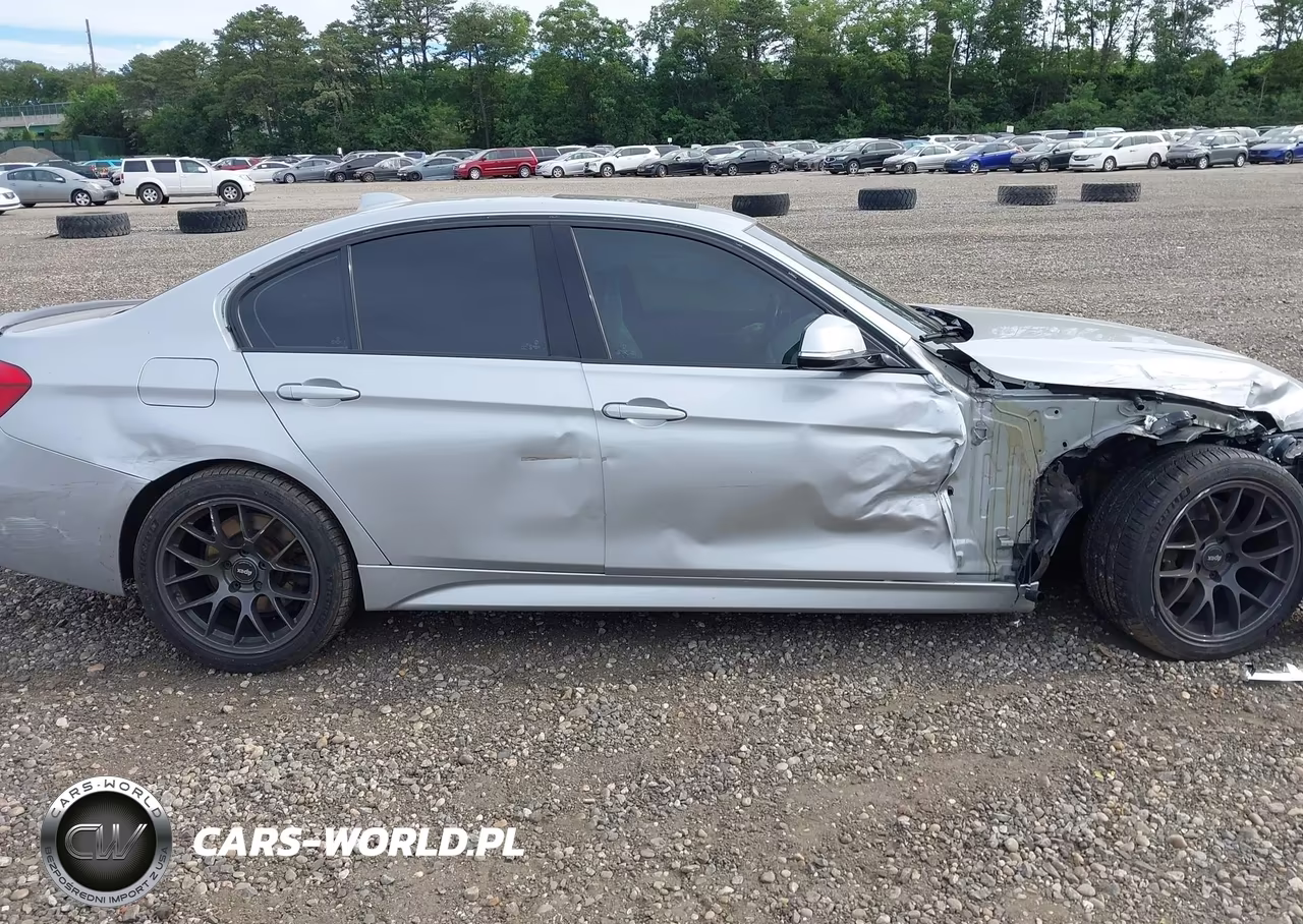 2018 BMW 340I xDrive VIN:WBA8B7G57JNU94835 - 13