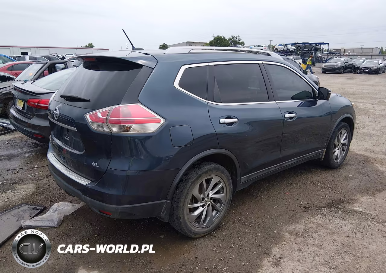 2015 Nissan Rogue Sl VIN:5N1AT2MTXFC868215 - 4