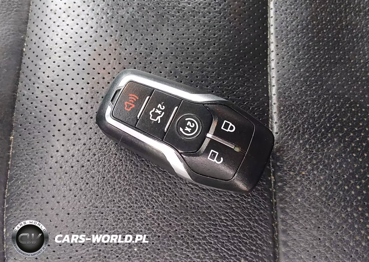 2017 Ford Explorer Sport VIN:1FM5K8GT0HGE07040 - 11