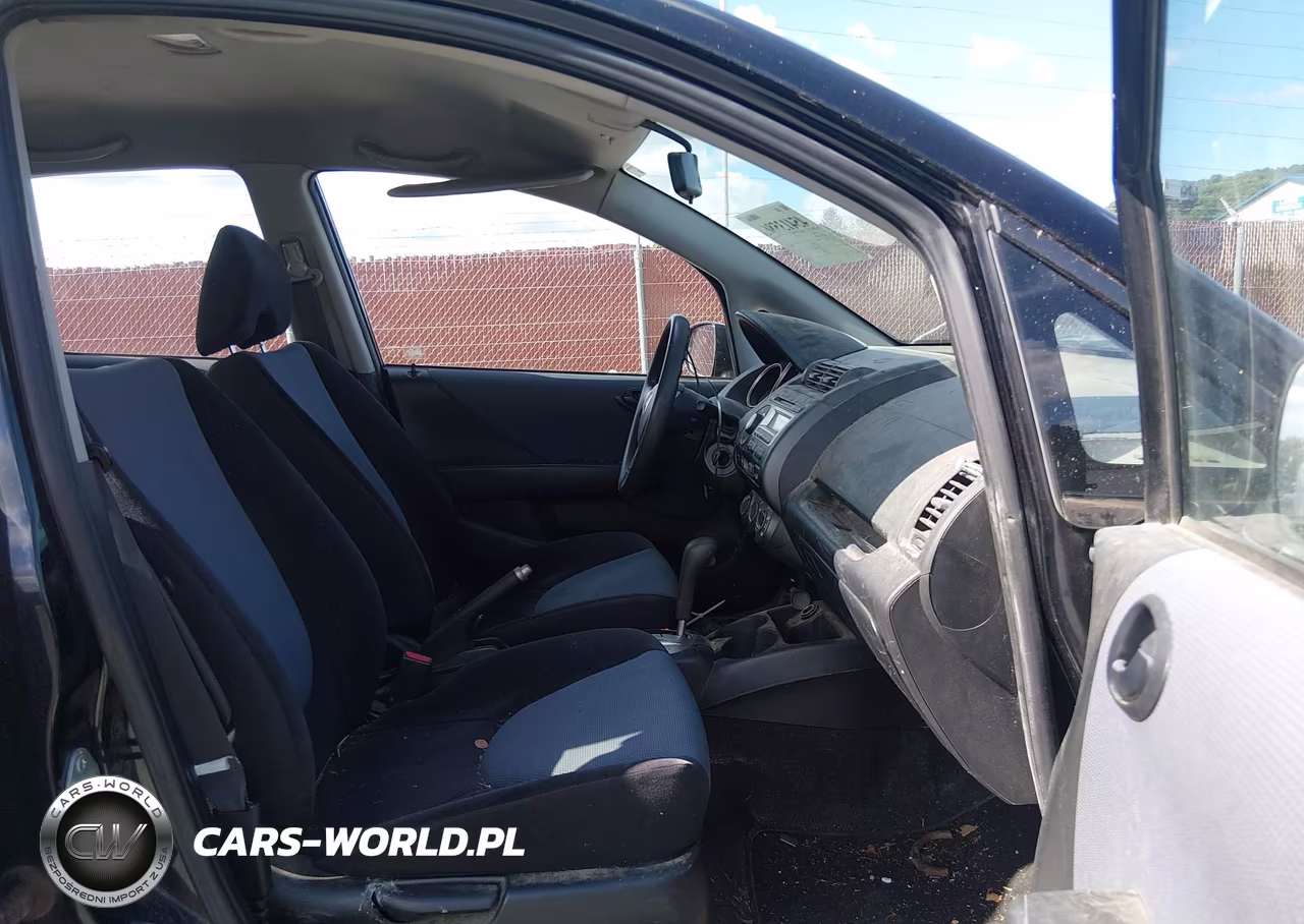 2007 Honda Fit VIN:JHMGD38457S066049 - 5