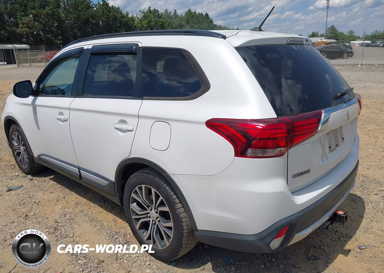 2016 Mitsubishi Outlander Es-Se-Sel VIN:JA4AZ3A36GZ008110 - 3