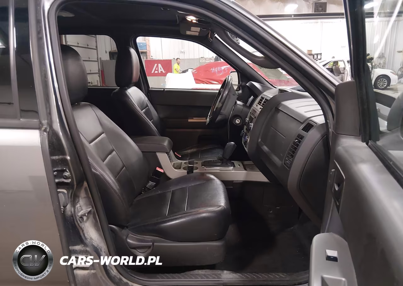 2010 Ford Escape Xlt VIN:1FMCU9DG2AKA11970 - 5