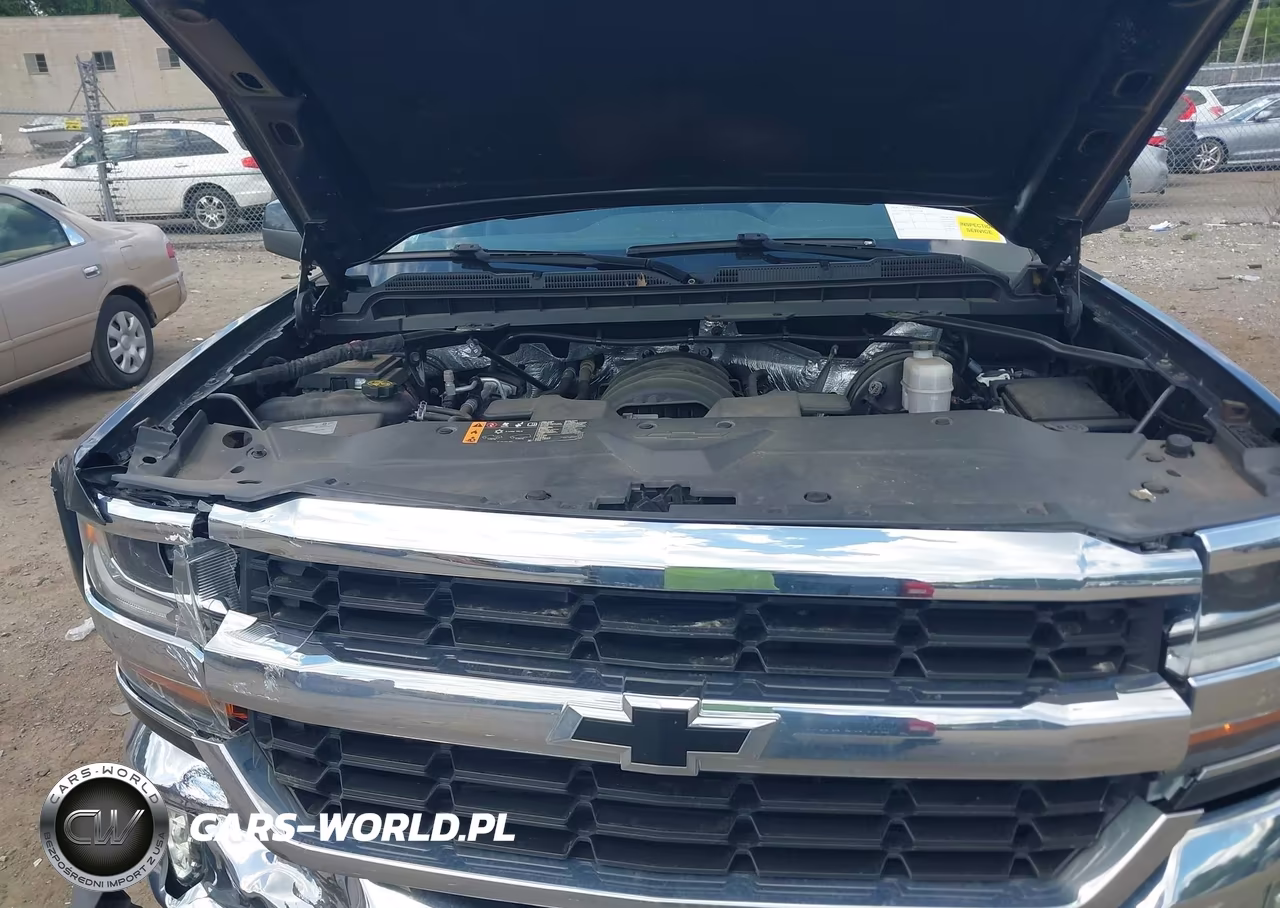 2018 Chevrolet Silverado 1500 Lt VIN:3GCUKREC8JG212368 - 10