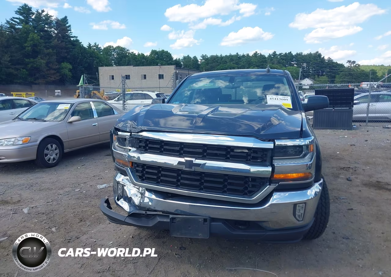 2018 Chevrolet Silverado 1500 Lt VIN:3GCUKREC8JG212368 - 11