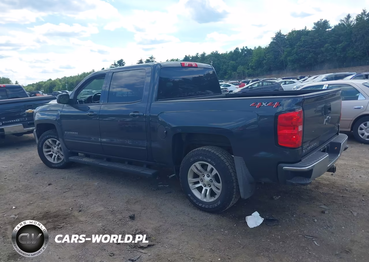 2018 Chevrolet Silverado 1500 Lt VIN:3GCUKREC8JG212368 - 3