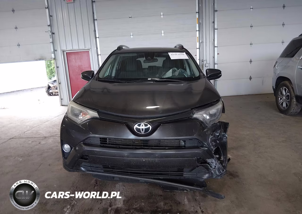 2018 Toyota Rav4 Xle VIN:2T3RFREV4JW734622 - 12