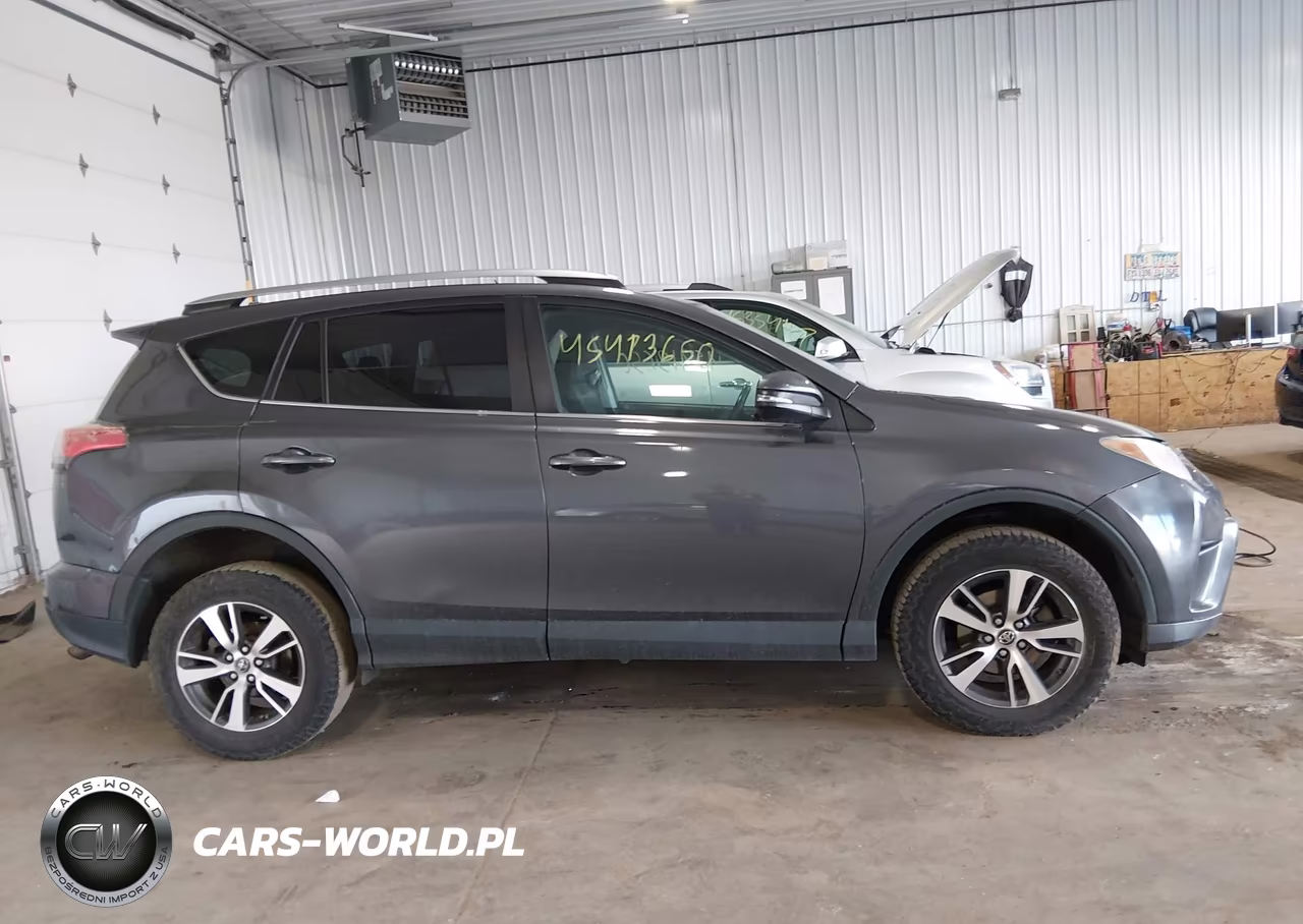 2018 Toyota Rav4 Xle VIN:2T3RFREV4JW734622 - 13