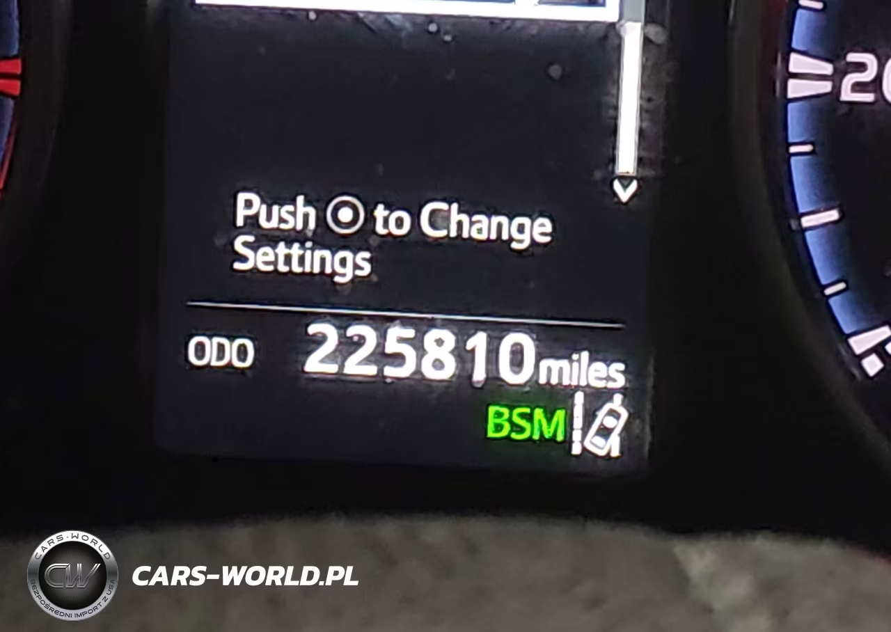 2018 Toyota Rav4 Xle VIN:2T3RFREV4JW734622 - 15