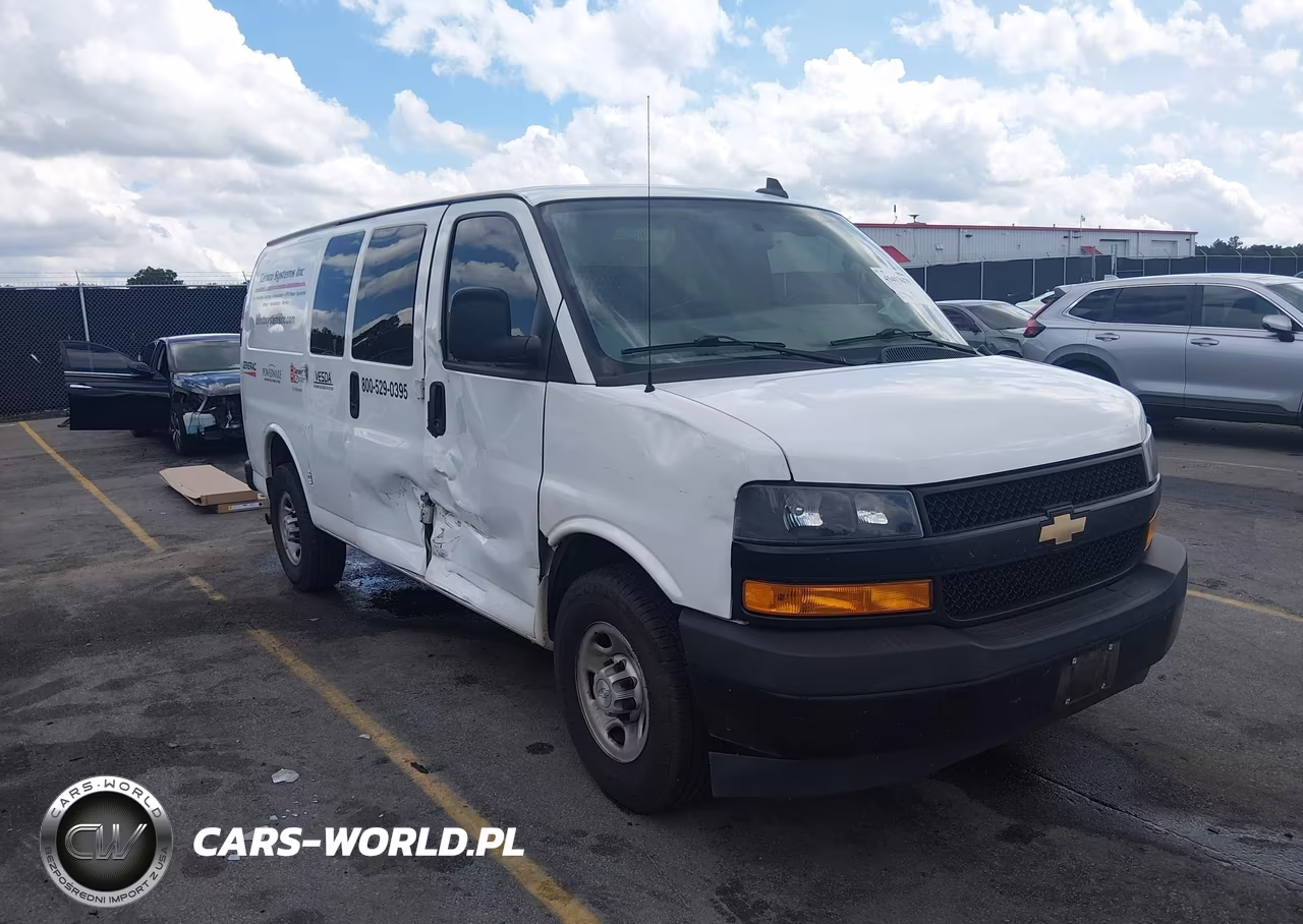 2018 Chevrolet Express 2500 Work Van – zdjęcie 1 z 16