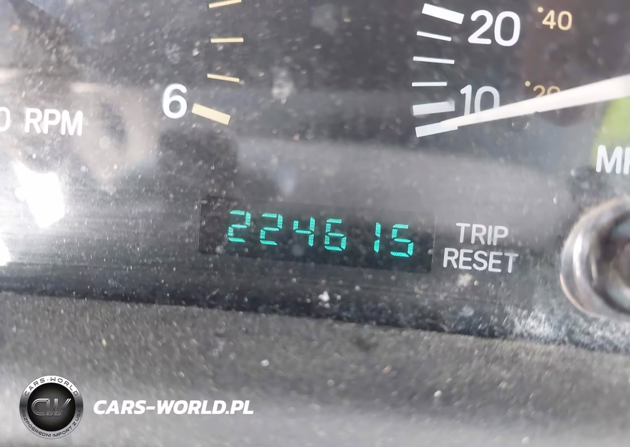 1998 Jeep Cherokee Classic-Sport VIN:1J4FJ68S4WL209582 - 15