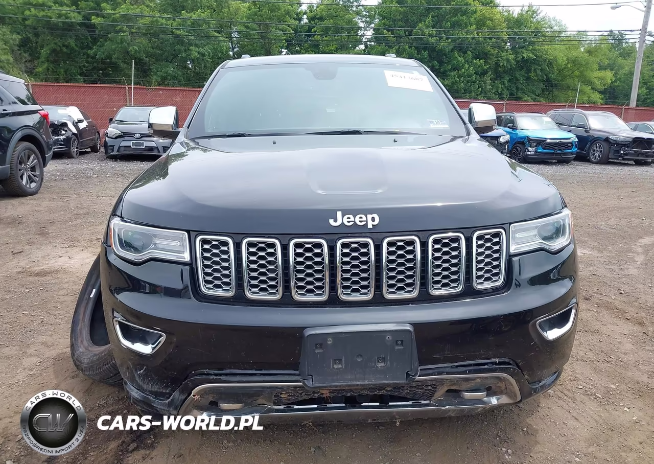 2020 Jeep Grand Cherokee Overland 4X4 VIN:1C4RJFCGXLC136090 - 12