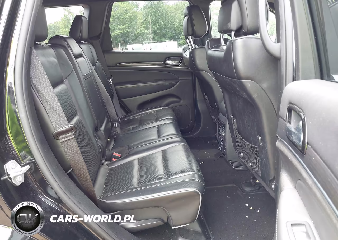 2020 Jeep Grand Cherokee Overland 4X4 VIN:1C4RJFCGXLC136090 - 8