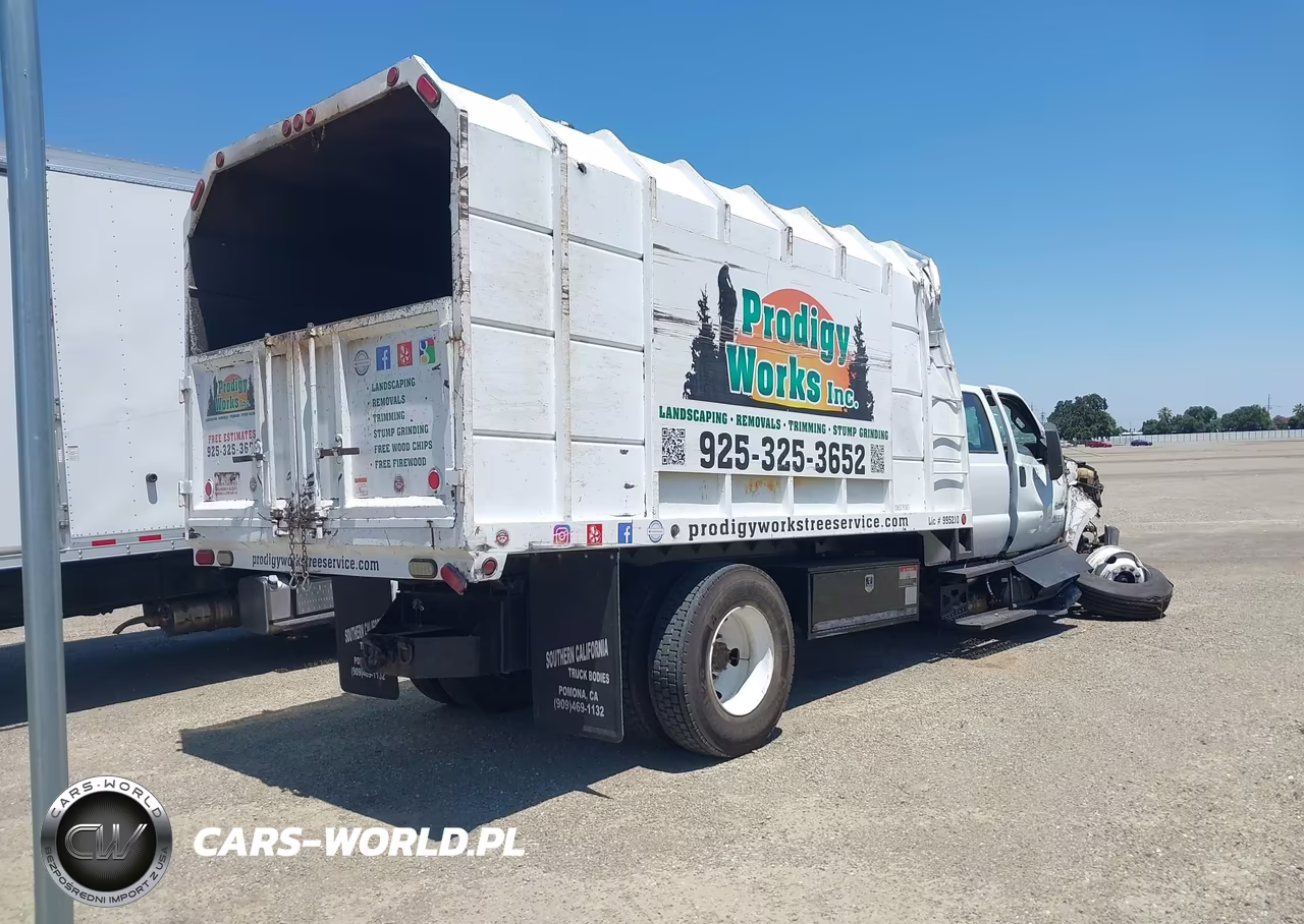 2017 Ford F-650 Diesel VIN:1FDNW6DC6HDB02477 - 4