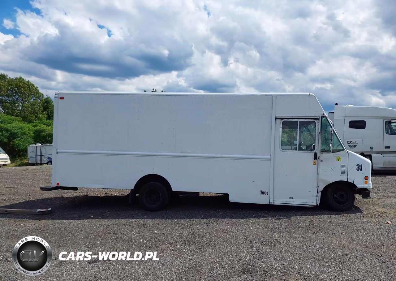 2007 Ford E-350 Stripped VIN:1FCJE39L07DA34608 - 16