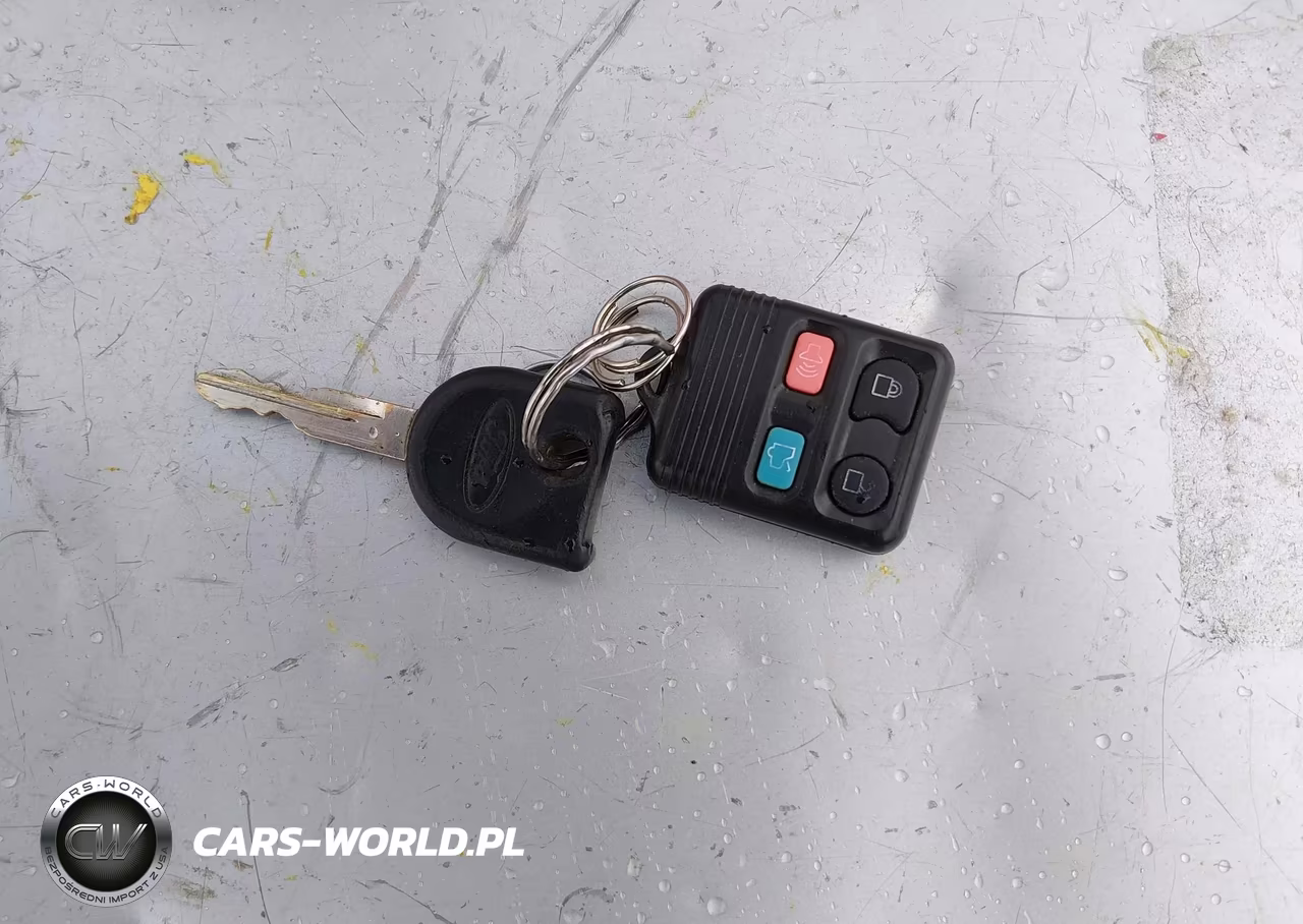 2008 Ford Focus Se-Ses VIN:1FAHP35N48W133914 - 11