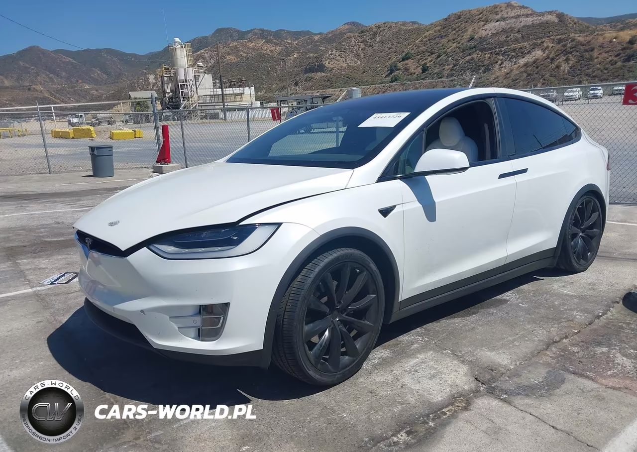 2020 Tesla Model X Long Range Dual Motor All-Wheel Drive-Long Range Plus Dual Motor All-Wheel Drive VIN:5YJXCBE27LF239093 - 2