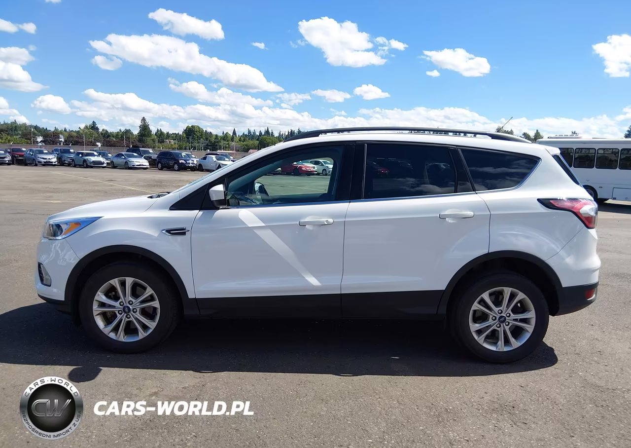 2018 Ford Escape Se VIN:1FMCU9GD0JUD08676 - 14