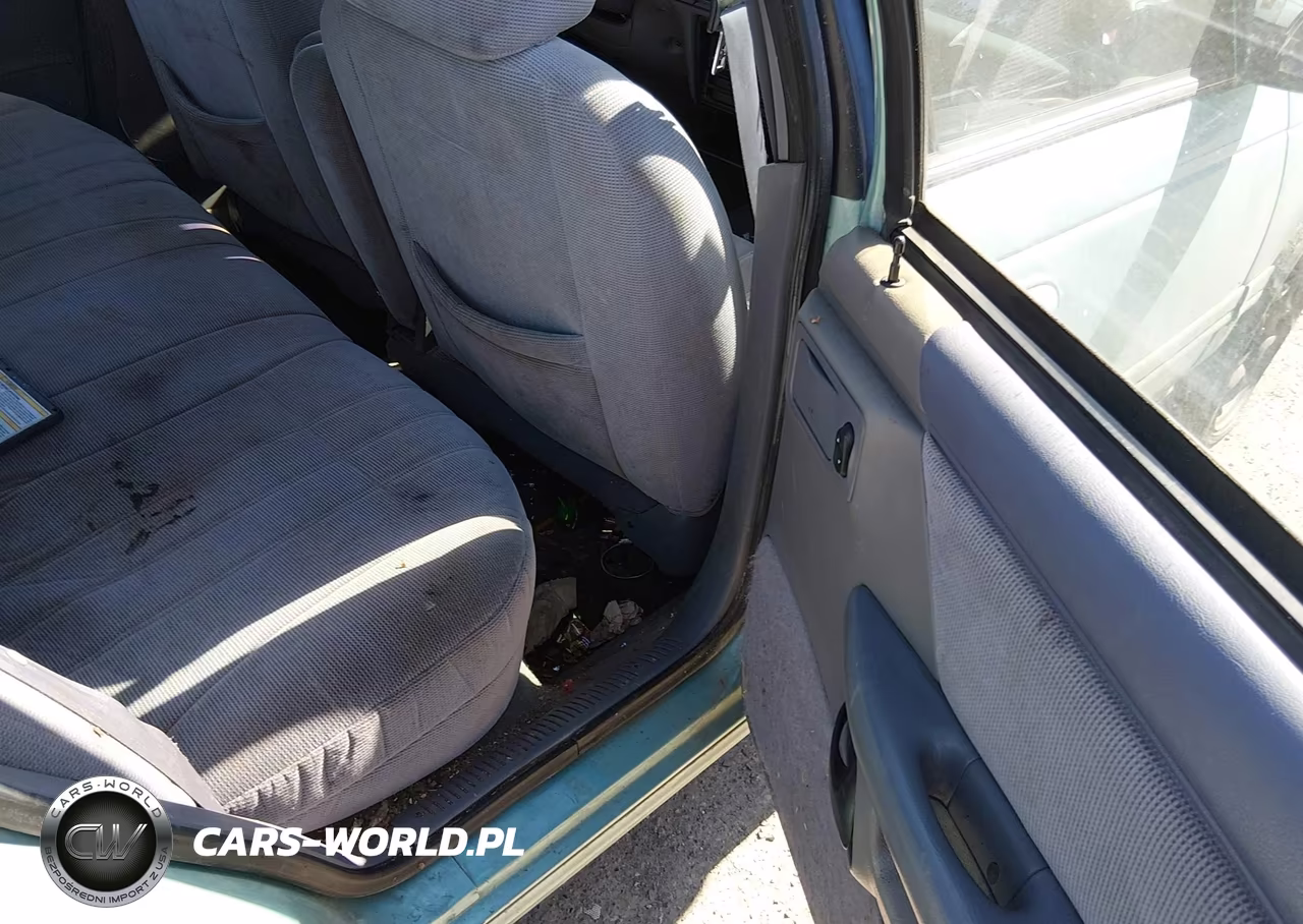 1995 Ford Taurus Gl-Se VIN:1FALP5249SG286355 - 8