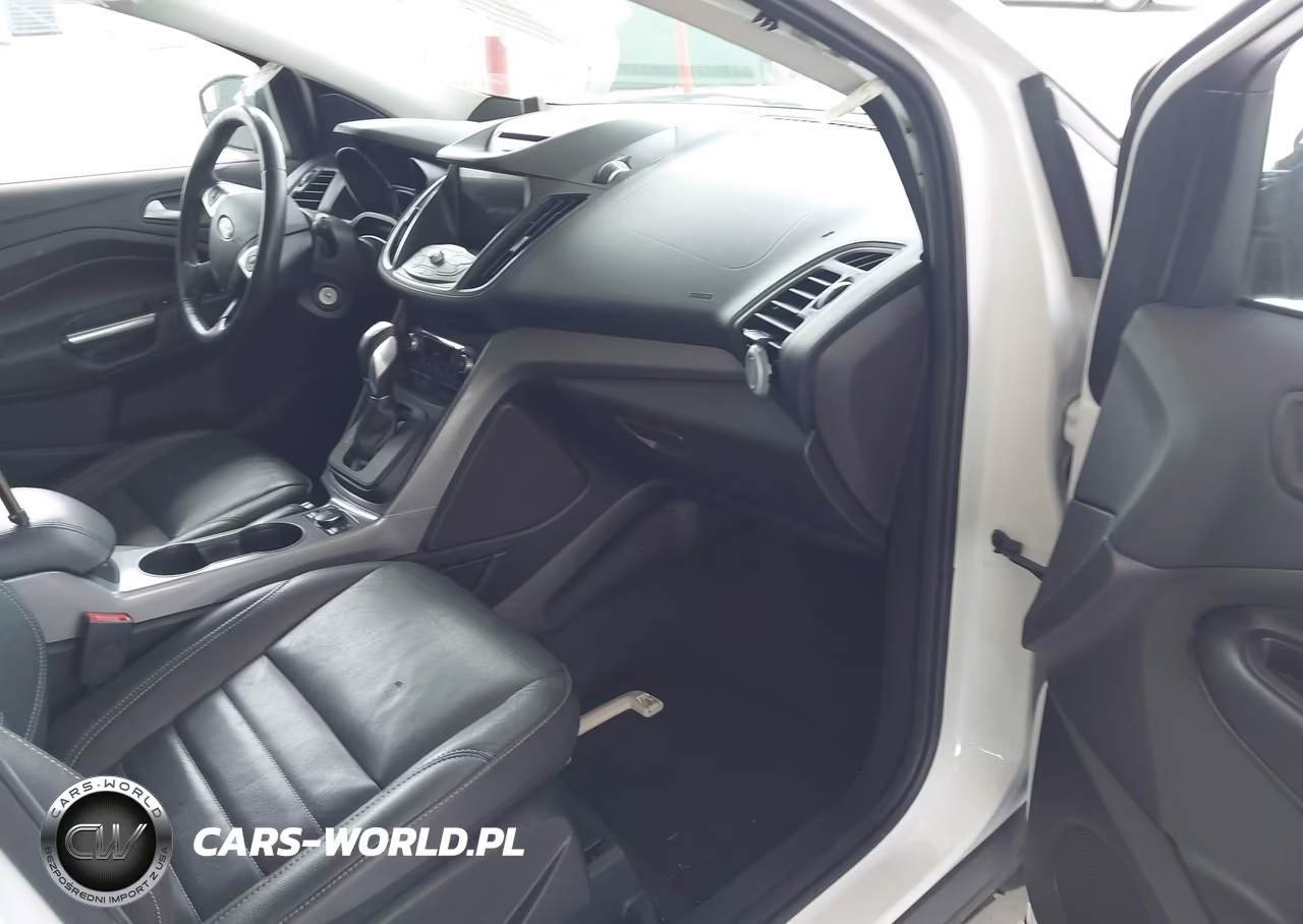 2016 Ford Escape Se VIN:1FMCU9G9XGUB18551 - 5