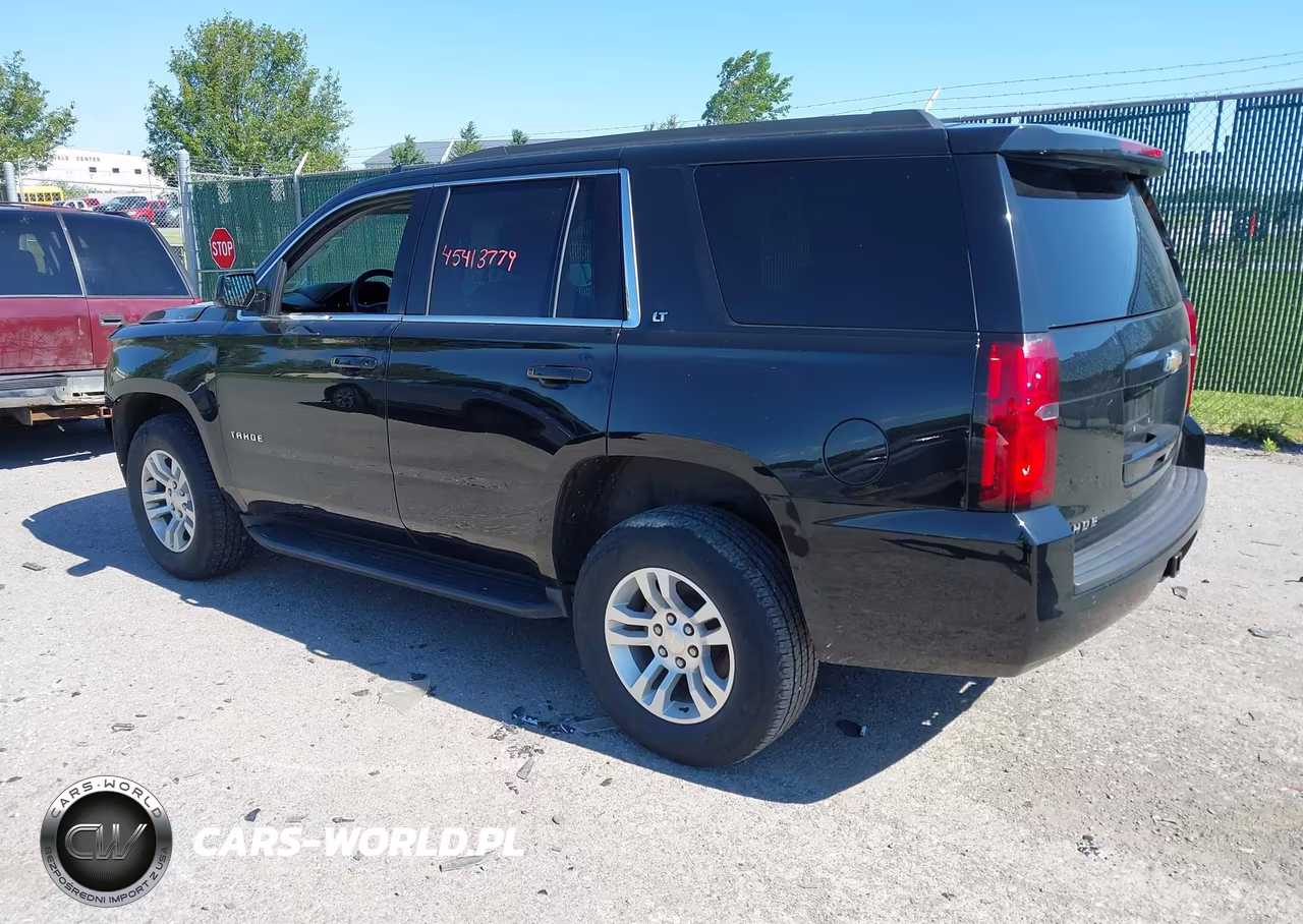 2019 Chevrolet Tahoe Lt VIN:1GNSKBKC1KR362804 - 3