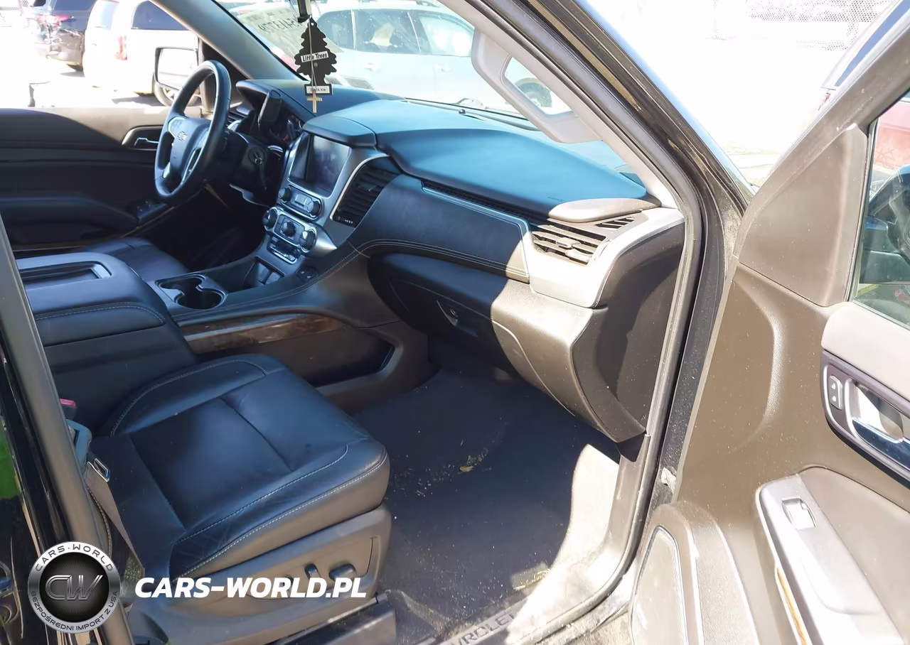 2019 Chevrolet Tahoe Lt VIN:1GNSKBKC1KR362804 - 5