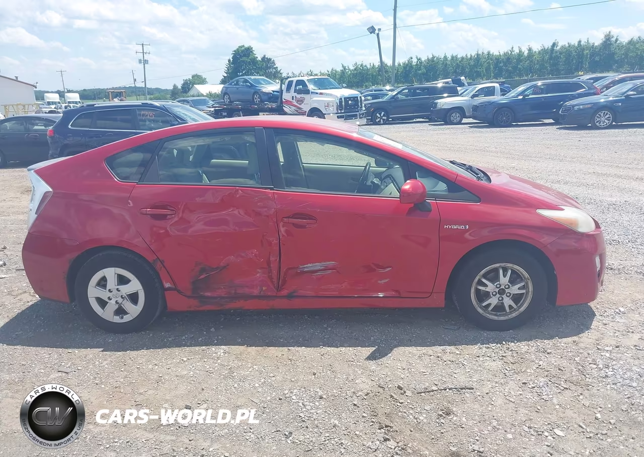 2011 Toyota Prius Two VIN:JTDKN3DU9B1473319 - 13