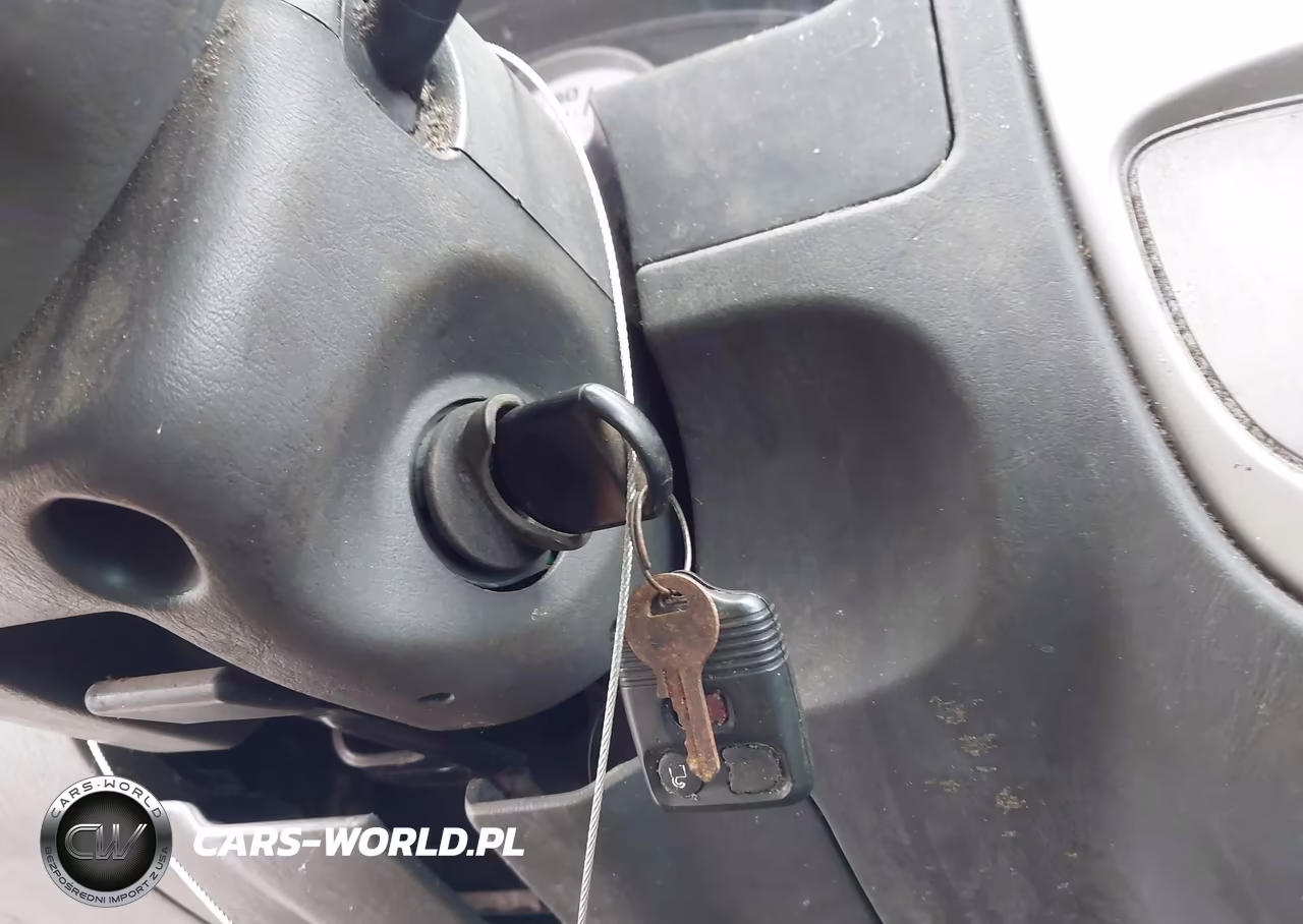 2007 Ford Escape Xlt VIN:1FMYU03Z67KA60747 - 11