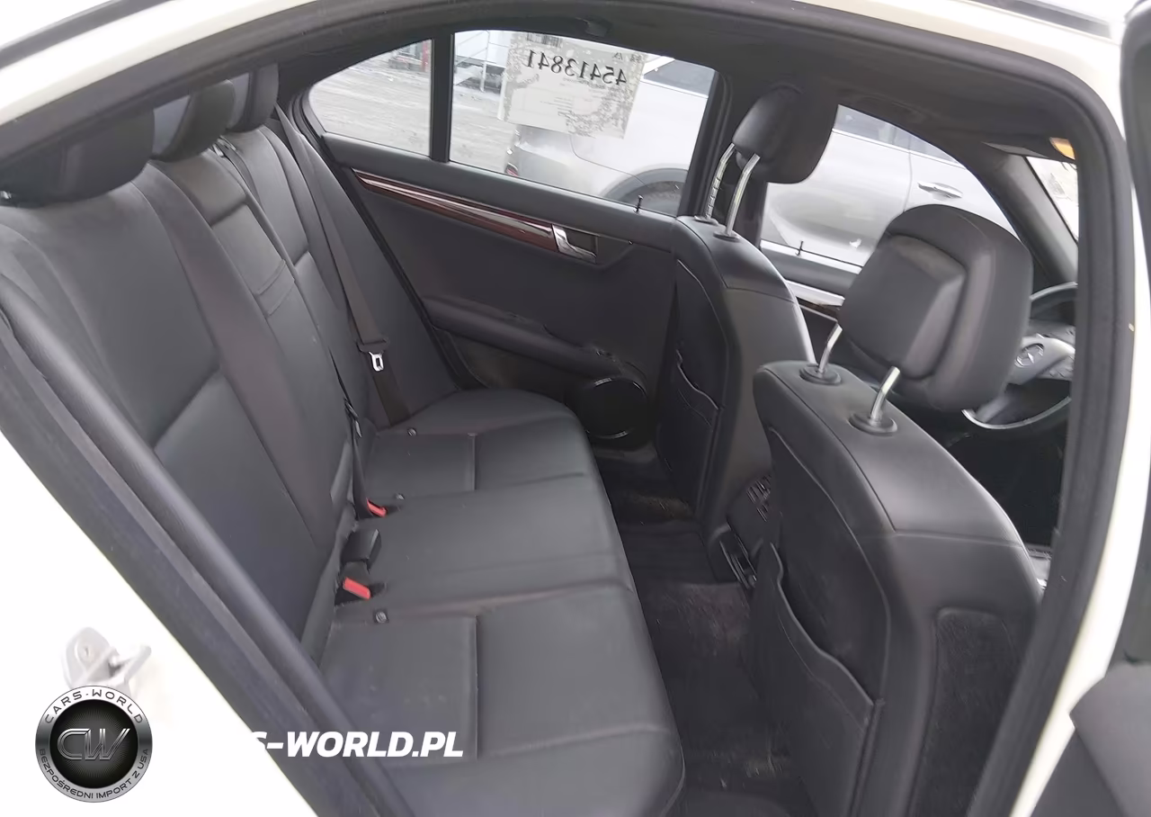 2010 Mercedes-Benz C 300 Luxury 4Matic-Sport 4Matic VIN:WDDGF8BB7AF432860 - 8