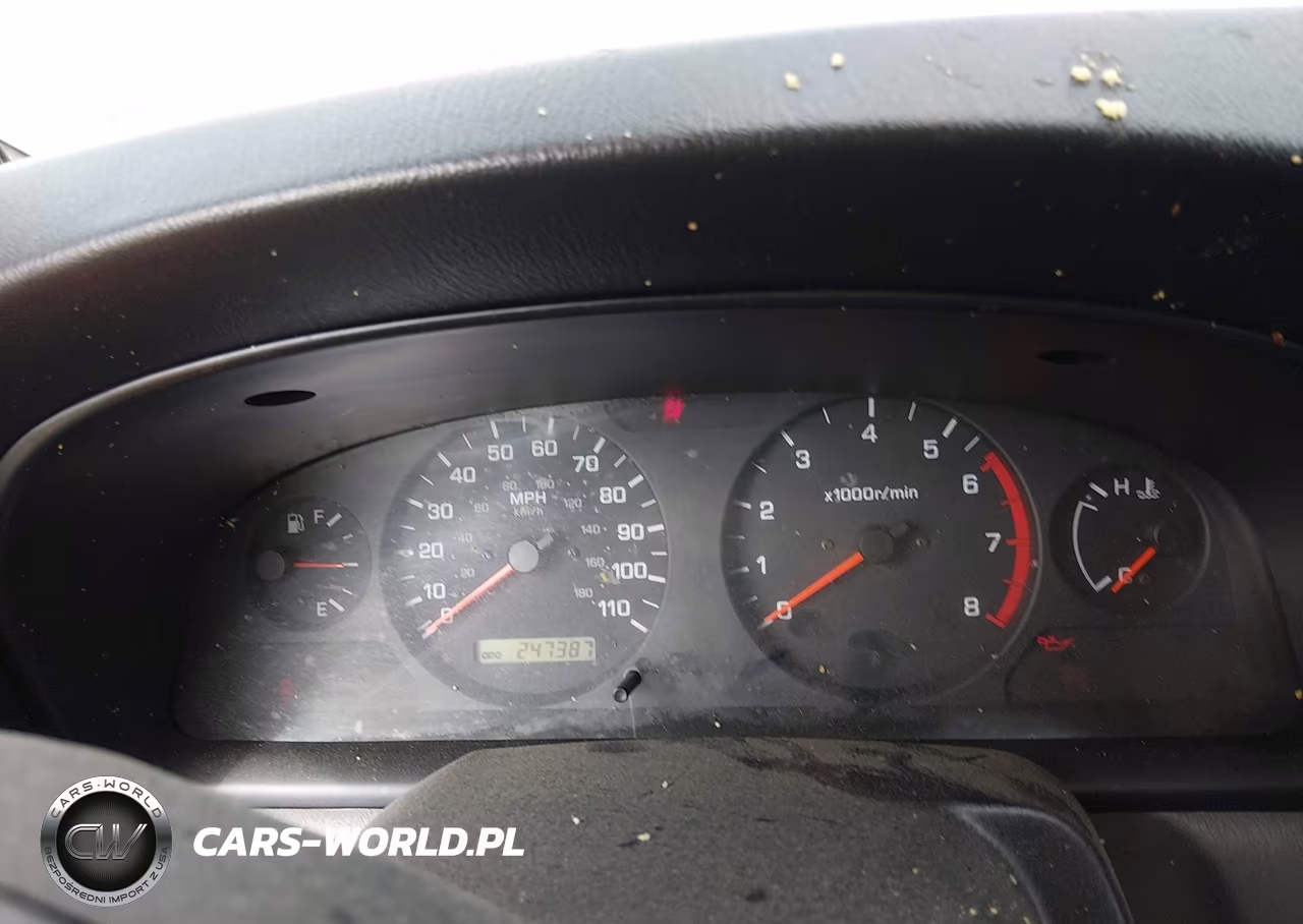 2001 Nissan Xterra Xe VIN:5N1ED28Y01C504463 - 7